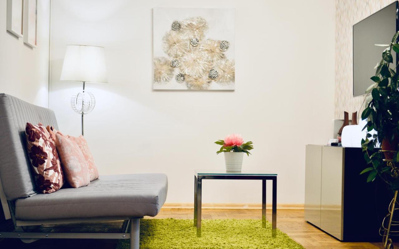 Jessapart- Babka Tower Apartment * Warsaw